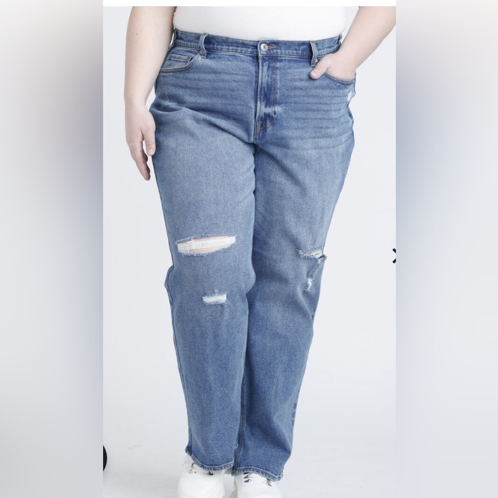 18 - Warehouse One Destroyed Jeans
